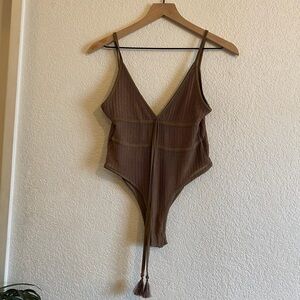 Fashion Nova Top bodysuit in perfect condition. Size:S